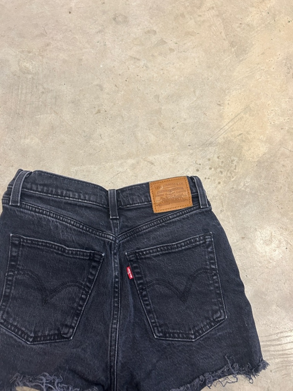 Levi's Black Denim Cutoff women’s Shorts